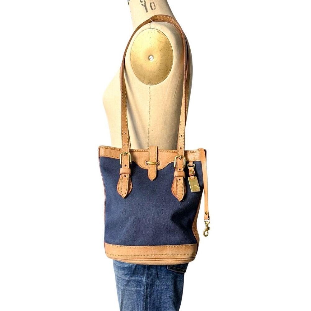 Vintage 90s Dooney & Bourke Navy Canvas Leather Preppy Bucket Shoulder Bag USA